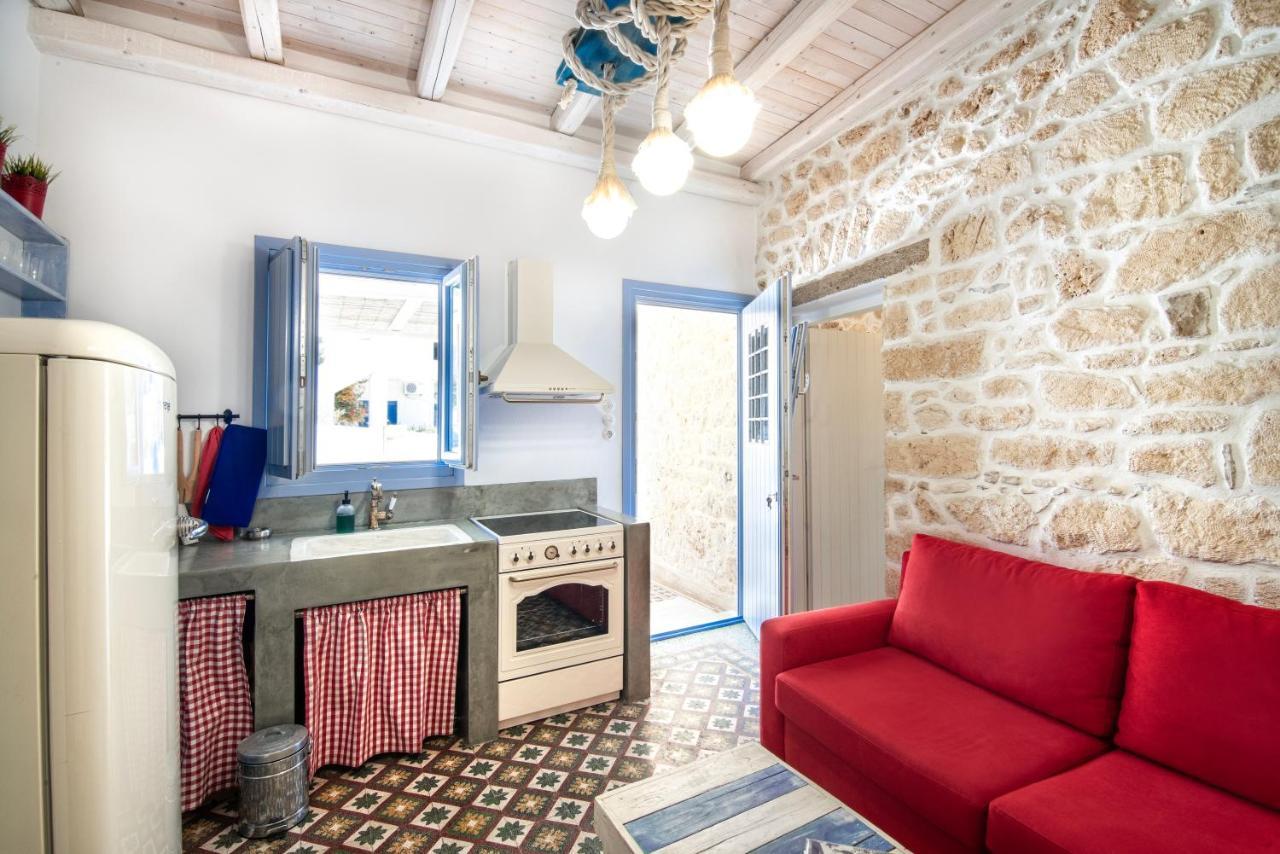 Terra E Sole Spa Suite Aegina Vathí 外观 照片