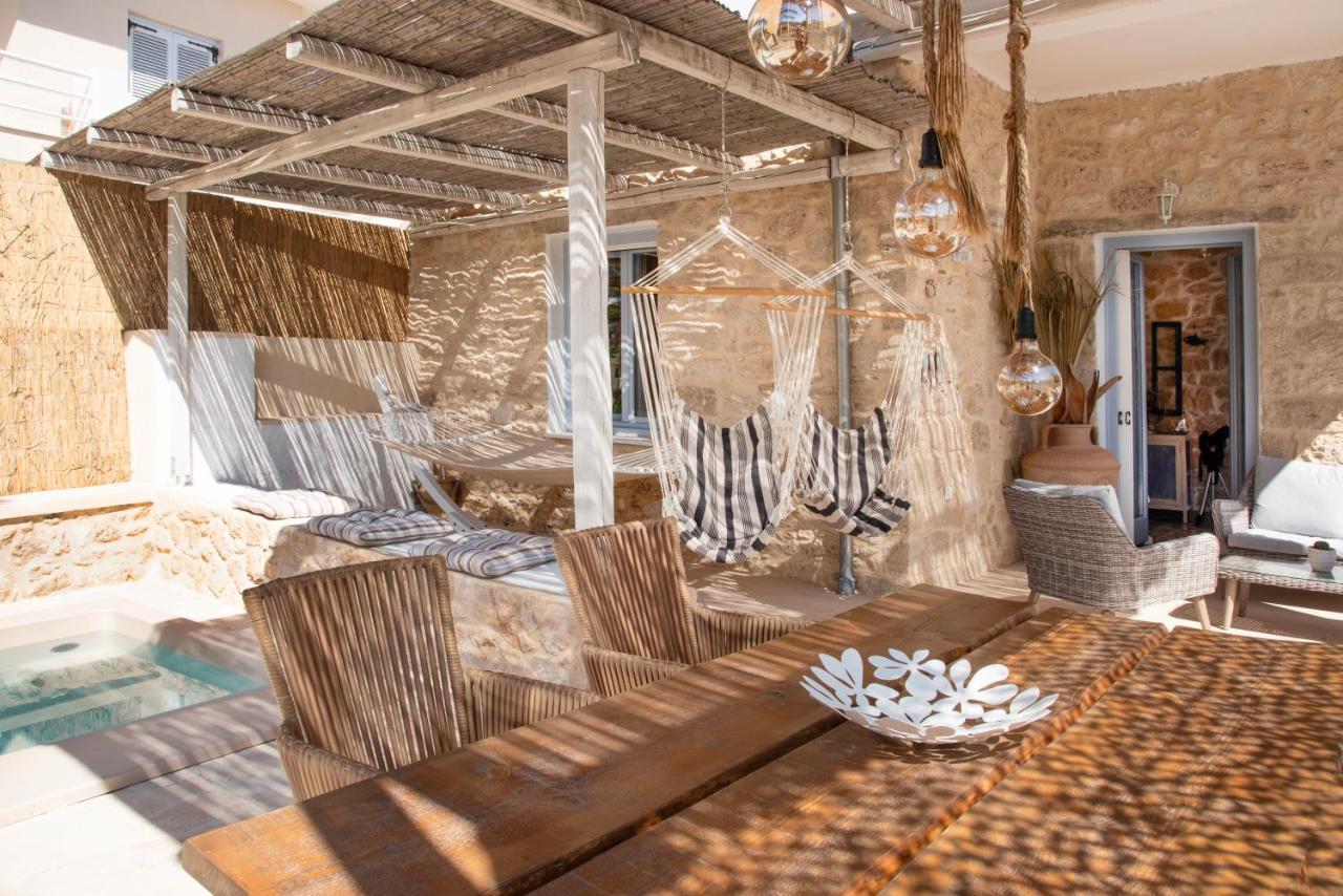 Terra E Sole Spa Suite Aegina Vathí 外观 照片