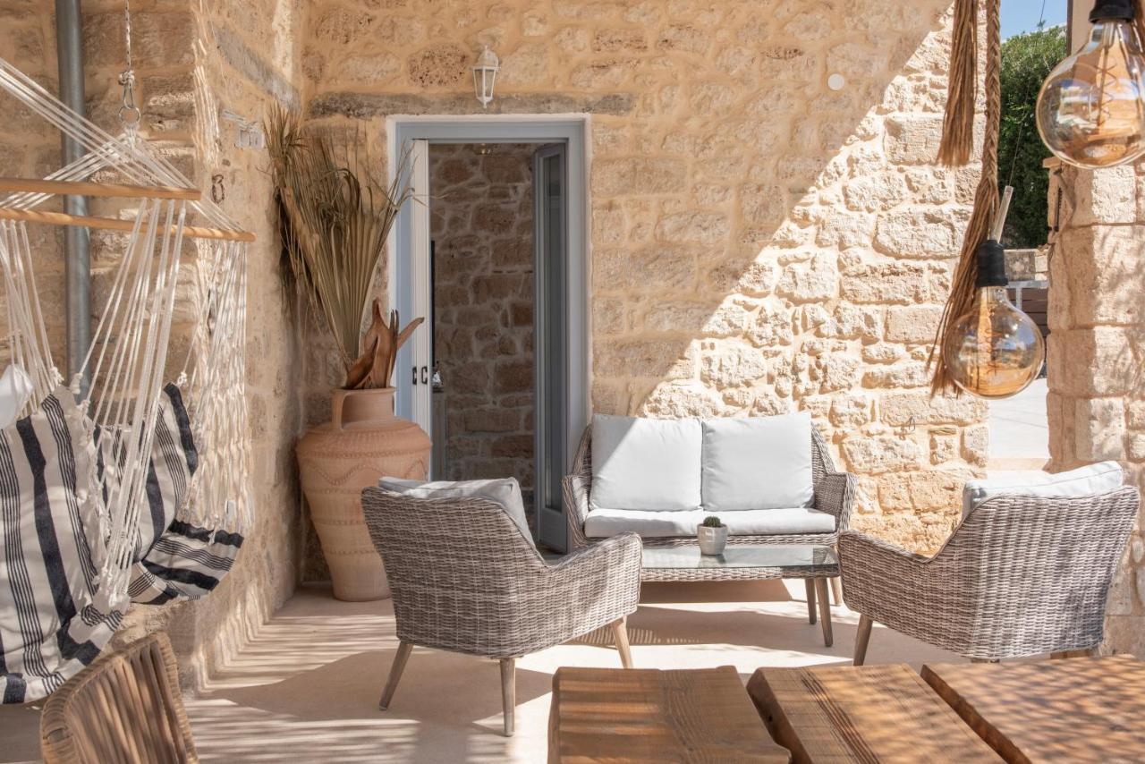 Terra E Sole Spa Suite Aegina Vathí 外观 照片