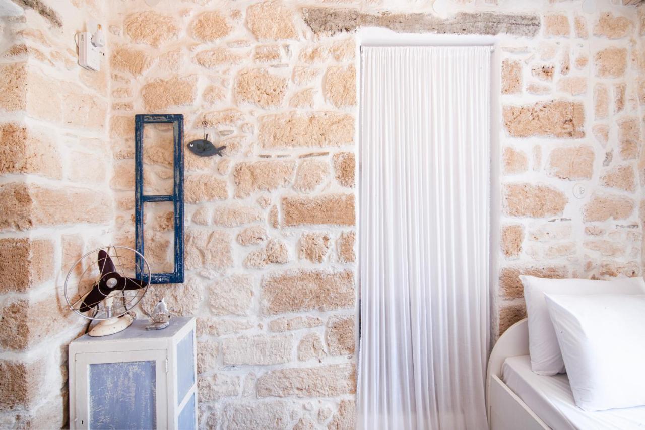 Terra E Sole Spa Suite Aegina Vathí 外观 照片